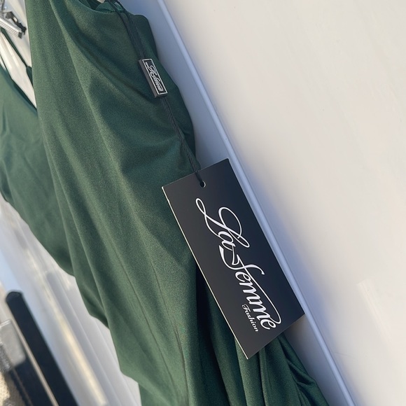 La Femme - Dark Emerald Jersey Prom Dress - Size 10 - Picture 11 of 16